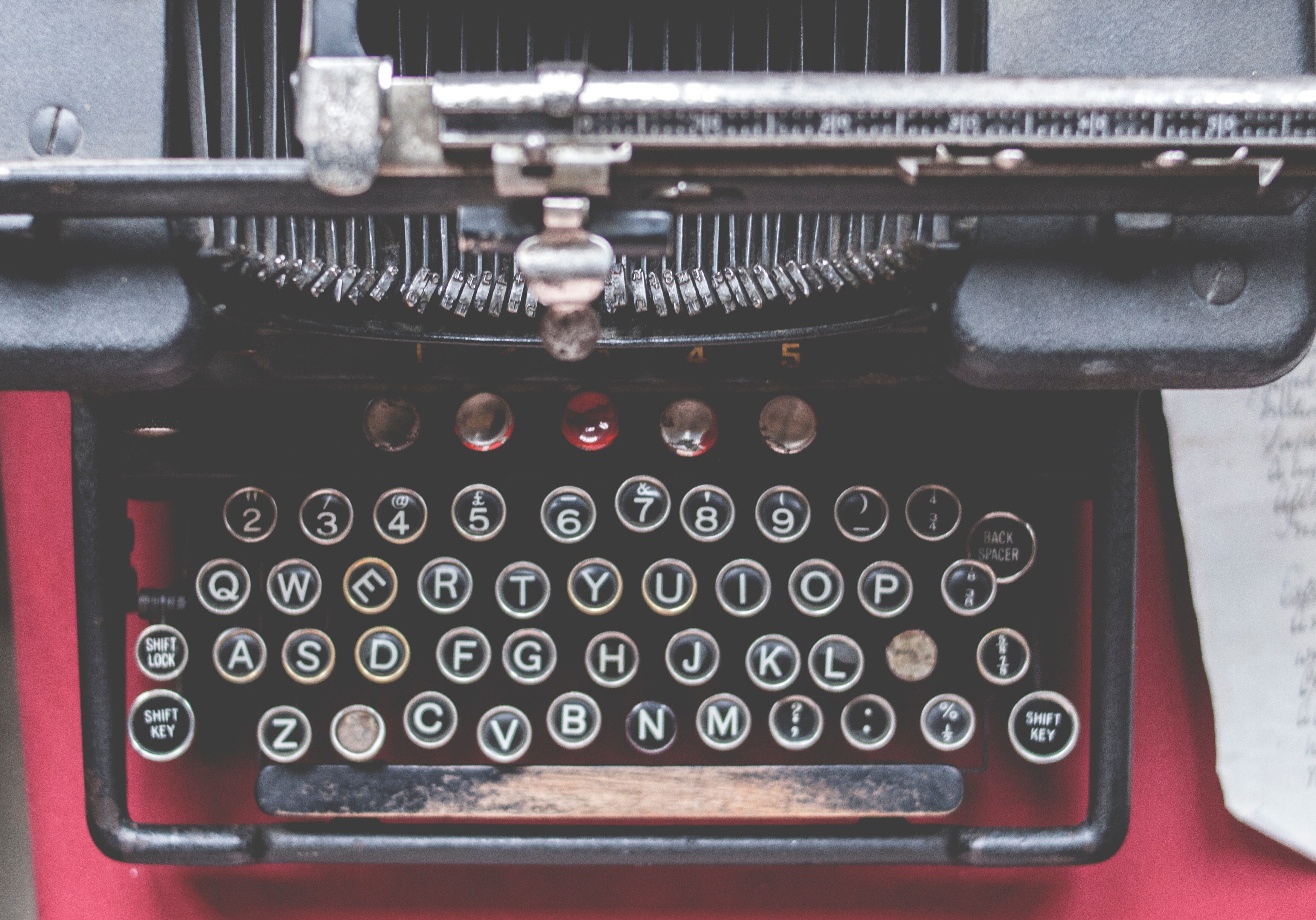 alphabets-antique-close-up-977931